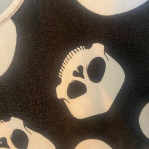 2x Deadly Dames skull dress.